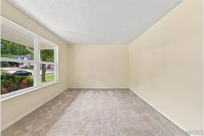 807 Nykiel Court, Ballwin, MO 63011 - Photo 5