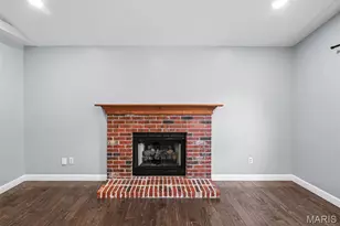 2423 Shiva Ct, Ballwin, MO 63011 - Photo 7