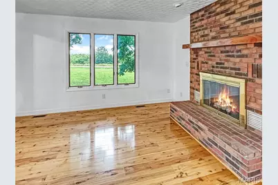 4600 Hilltop Drive, Washington, MO 63090 - Photo 9