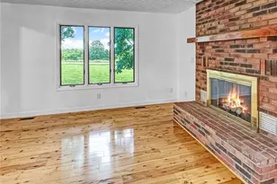 4600 Hilltop Dr, Washington, MO 63090 - Photo 9