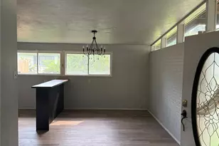 8435 Midwood Ave, Berkeley, MO 63134 - Photo 9