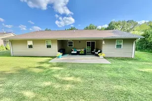210 Stone Rdg Dr, Hannibal, MO 63401 - Photo 3