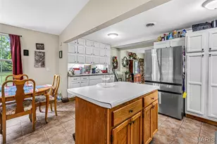 13 Russell Dr, Bismarck, MO 63624 - Photo 9