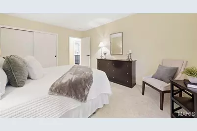 900 S Hanley Road #1B, Clayton, MO 63105 - Photo 15
