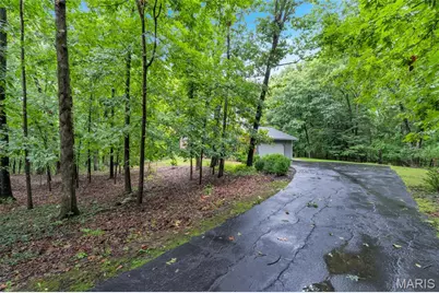 9 Wilderness Lane, Defiance, MO 63341 - Photo 5