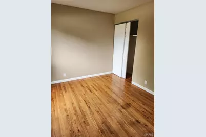 2960 Devonshire Drive, Florissant, MO 63033 - Photo 5