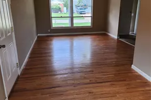 2960 Devonshire Dr, Florissant, MO 63033 - Photo 3