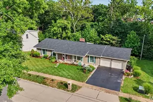 358 Ridgemeadow Dr, Chesterfield, MO 63017 - Photo 39