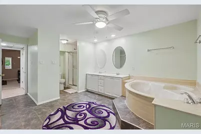 358 Ridgemeadow Drive, Chesterfield, MO 63017 - Photo 31