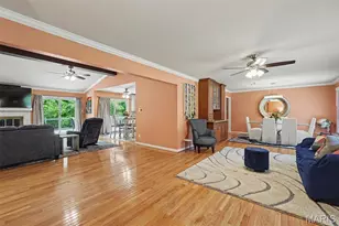 358 Ridgemeadow Dr, Chesterfield, MO 63017 - Photo 9