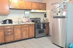 2045 Gerard Park Ln, Hazelwood, MO 63042 - Photo 3