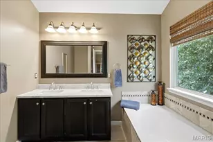175 Beacon Point Ln, Wildwood, MO 63040 - Photo 11