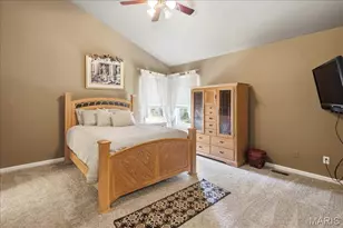 175 Beacon Point Ln, Wildwood, MO 63040 - Photo 15