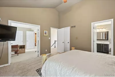 175 Beacon Point Lane, Wildwood, MO 63040 - Photo 33