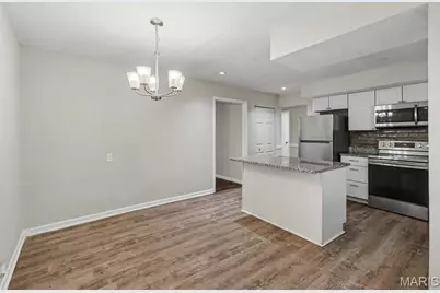 8429 Jacklin Avenue, Hazelwood, MO 63042 - Photo 5