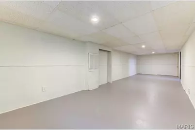 795 Bellarmine Lane, Florissant, MO 63031 - Photo 25
