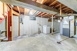 795 Bellarmine Ln, Florissant, MO 63031 - Photo 27