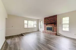 795 Bellarmine Ln, Florissant, MO 63031 - Photo 15