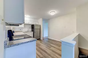 795 Bellarmine Ln, Florissant, MO 63031 - Photo 13
