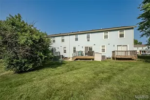 1308 Summergate Pkwy, Saint Charles, MO 63303 - Photo 35