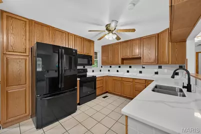 1312 Twin Trails Court, Fenton, MO 63026 - Photo 11