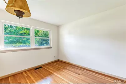 710 Bellarmine Lane, Florissant, MO 63031 - Photo 15