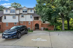 7021 Green Tee Ct, Saint Louis, MO 63129 - Photo 5