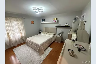 12353 Rossridge Court, Saint Louis, MO 63146 - Photo 9