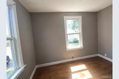 6728 Robbins Avenue, Saint Louis, MO 63133 - Photo 5