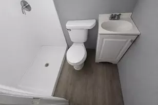 6728 Robbins Ave, Saint Louis, MO 63133 - Photo 3