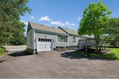 9743 Tesson Ferry Road, Affton, MO 63123 - Photo 17
