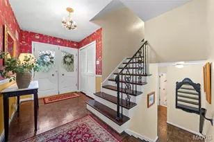 11631 Fallbrook Dr, Town and Country, MO 63131 - Photo 5