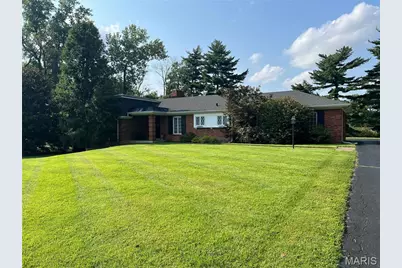 11631 Fallbrook Drive, Town and Country, MO 63131 - Photo 3