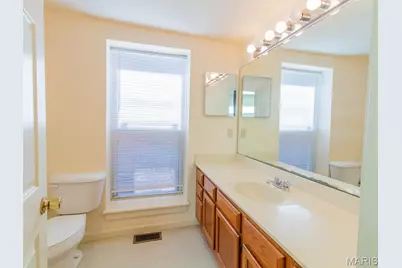 912 Russell Boulevard, Saint Louis, MO 63104 - Photo 19