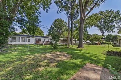 1331 Coppergate Lane, Saint Louis, MO 63138 - Photo 21