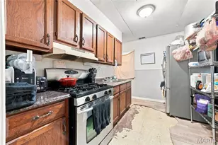 1435 Sproule Ave, Saint Louis, MO 63139 - Photo 7