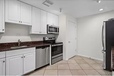 750 S Hanley Road #430, Clayton, MO 63105 - Photo 25