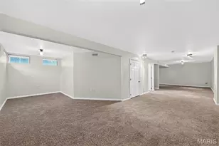 13211 Windygate Ln, Saint Louis, MO 63146 - Photo 29