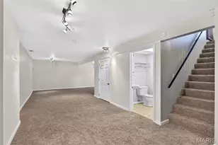 13211 Windygate Ln, Saint Louis, MO 63146 - Photo 25