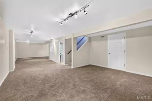 13211 Windygate Ln, Saint Louis, MO 63146 - Photo 23
