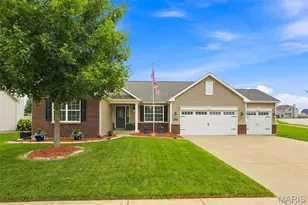 802 Railway Cir, Wentzville, MO 63385 - Photo 43