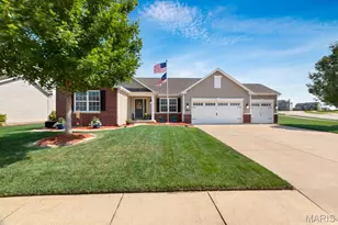 802 Railway Cir, Wentzville, MO 63385 - Photo 1
