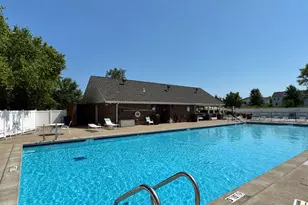 802 Railway Cir, Wentzville, MO 63385 - Photo 7