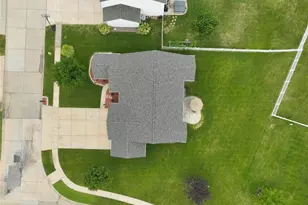 802 Railway Cir, Wentzville, MO 63385 - Photo 49