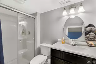 802 Railway Cir, Wentzville, MO 63385 - Photo 35