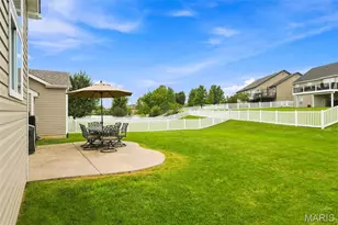 802 Railway Cir, Wentzville, MO 63385 - Photo 45
