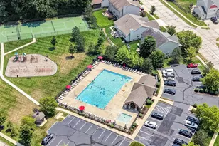 326 Country Trail Dr, Lake Saint Louis, MO 63367 - Photo 89