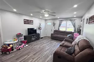3015 Marsh Ave, Hannibal, MO 63401 - Photo 3