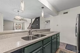 4235 W Pine Blvd, Saint Louis, MO 63108 - Photo 11