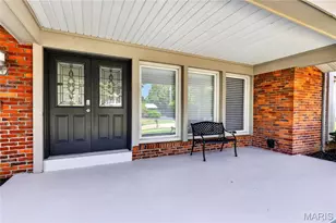 14316 Markham Ln, Chesterfield, MO 63017 - Photo 3